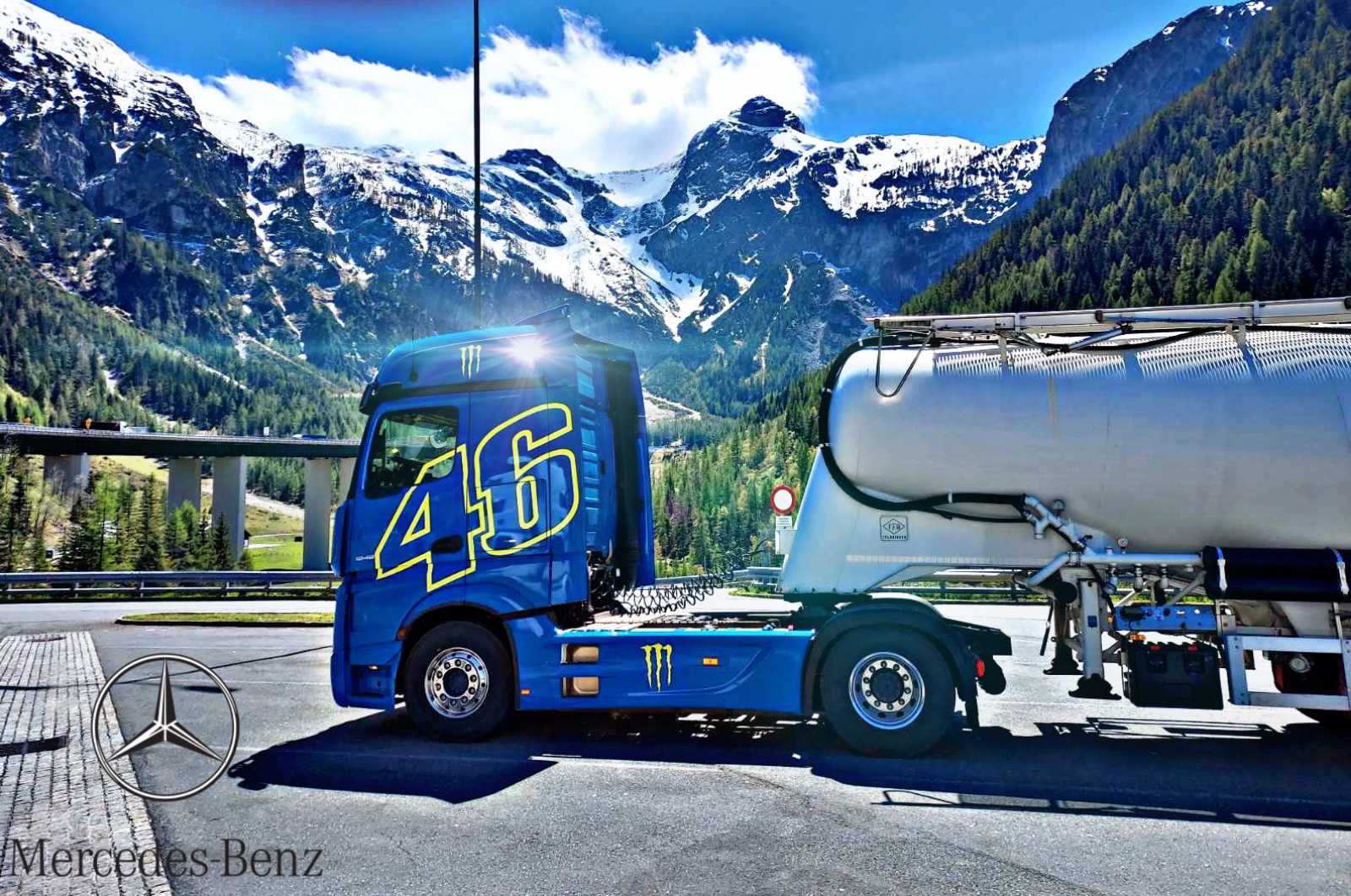 Mercedes-Benz Actros · Alpe